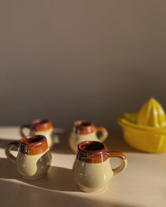 Tasses à café en grès (x4)