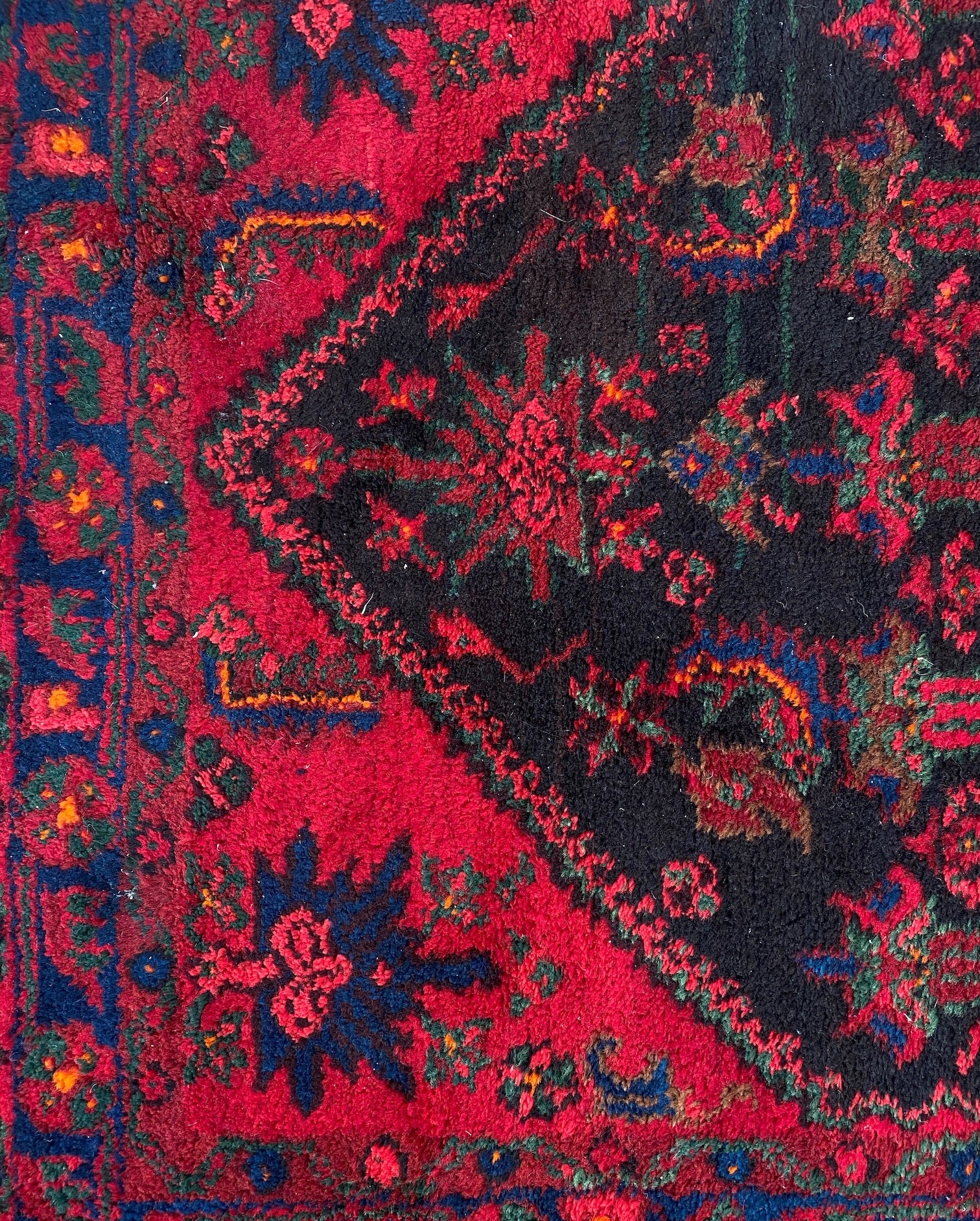 Tapis persan noué main